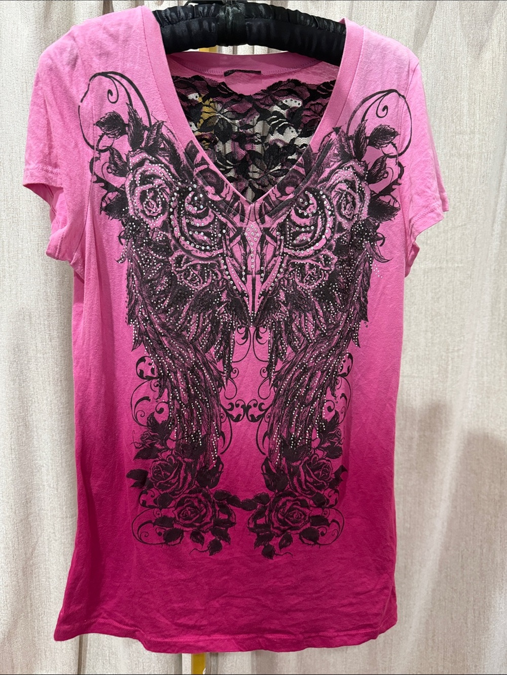 Women’s Pink Lace-Back Embellished Graphic Teey2k